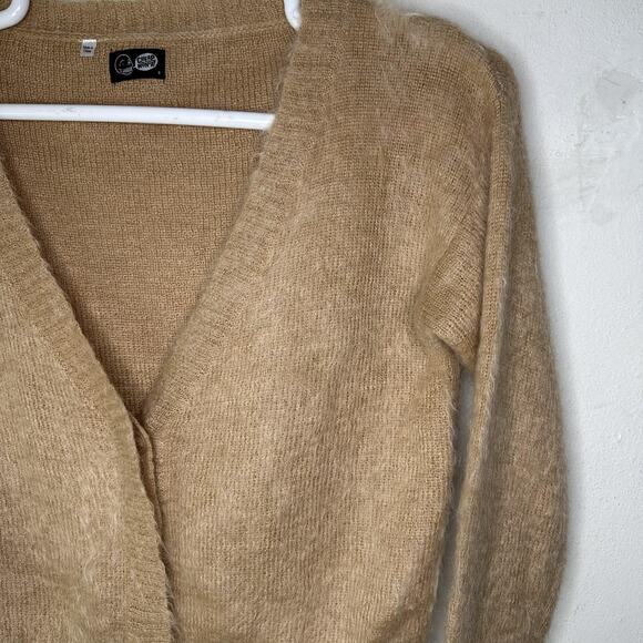 Cheap Monday Kaelen Mohair Cardigan Sweater Womens Small Tan Fuzzy Button EUC - Picture 3 of 8